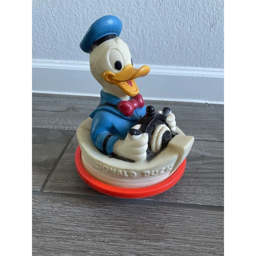 Vintage Captain Donald Duck 1976 Gabriel Ind Walt Disney Roly Poly Jingle Toy